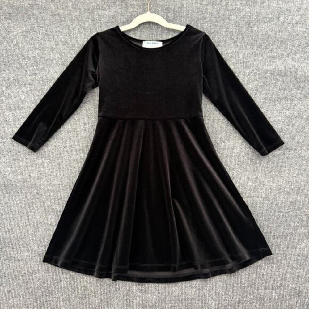 Old Navy Girls Black Velour Fit & Flare Dress Size 6/7 Holiday Twirly Velvet